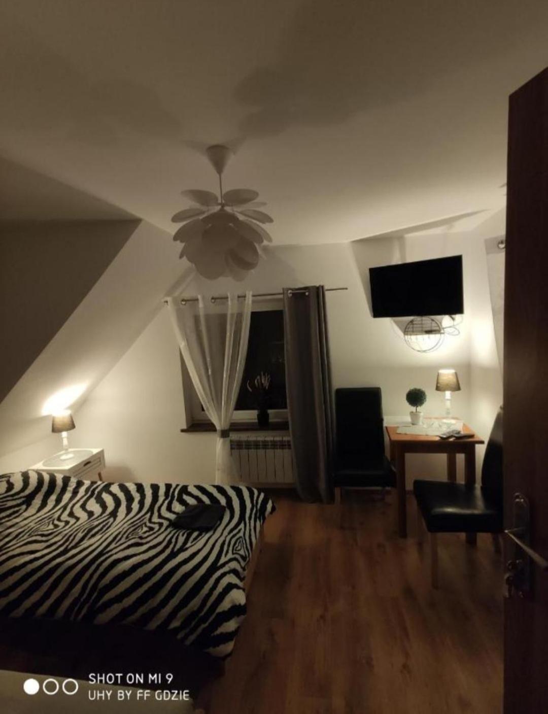Apartamenty Pod Sosnami Ostroda Miedzylesie 6Os Ruang foto